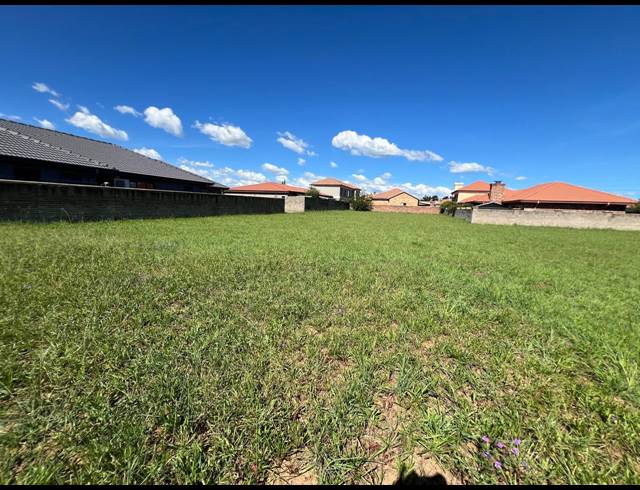 696M² VACANT LAND FOR SALE IN RISIVILLE